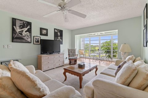 Condo in Delray Beach, Florida, 2 bedrooms  № 2245839 - photo 7