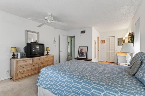 Condo in Delray Beach, Florida, 2 bedrooms  № 2245839 - photo 20
