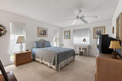 Condo in Delray Beach, Florida, 2 bedrooms  № 2245839 - photo 17