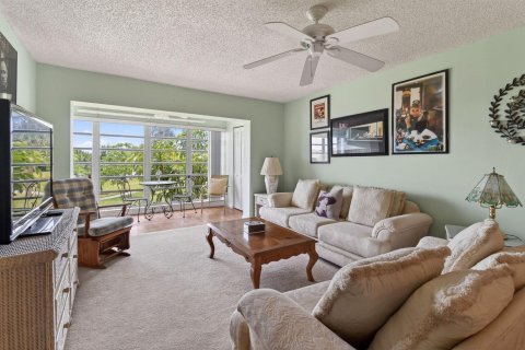 Condo in Delray Beach, Florida, 2 bedrooms  № 2245839 - photo 6