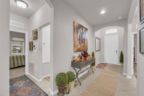 House in Orange City, Florida 3 bedrooms, 185.9 sq.m. № 2210395 - photo 4