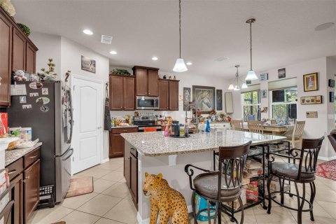 House in Orange City, Florida 3 bedrooms, 185.9 sq.m. № 2210395 - photo 10