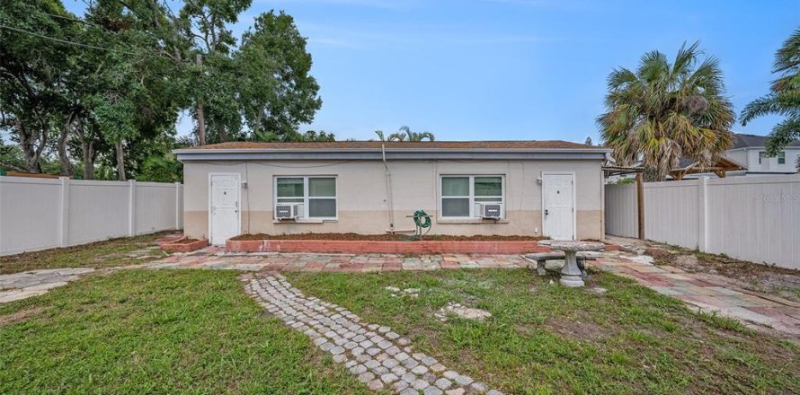 Apartment in Tampa, Florida 3 rooms, 23.78 sq.m. № 1866155