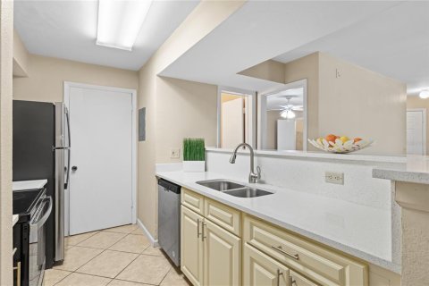 Condo in Kissimmee, Florida, 2 bedrooms № 2232832 - photo 13