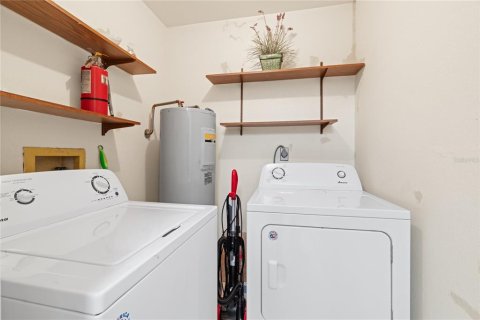 Condo in Kissimmee, Florida, 2 bedrooms № 2232832 - photo 21