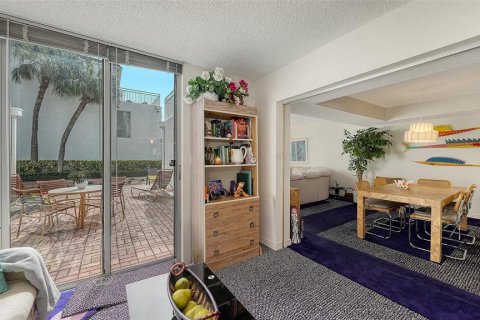 Condominio en venta en Longboat Key, Florida, 3 dormitorios, 137.87 m2 № 2098725 - foto 12