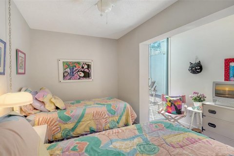 Condominio en venta en Longboat Key, Florida, 3 dormitorios, 137.87 m2 № 2098725 - foto 17