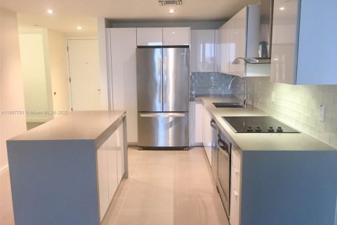 Снять в аренду квартиру в Майами, Флорида 1 спальня, 80.55м2, № 1964056 - фото 9