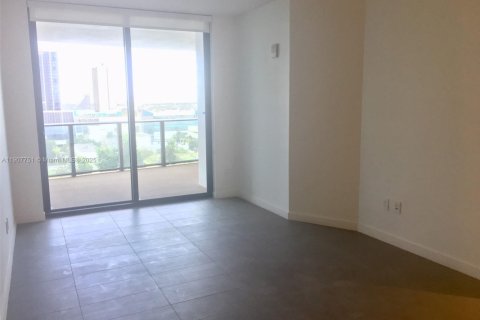 Снять в аренду квартиру в Майами, Флорида 1 спальня, 80.55м2, № 1964056 - фото 8