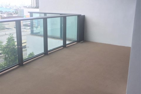 Снять в аренду квартиру в Майами, Флорида 1 спальня, 80.55м2, № 1964056 - фото 4