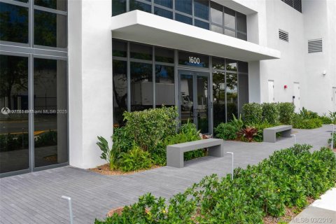 Снять в аренду квартиру в Майами, Флорида 1 спальня, 80.55м2, № 1964056 - фото 29