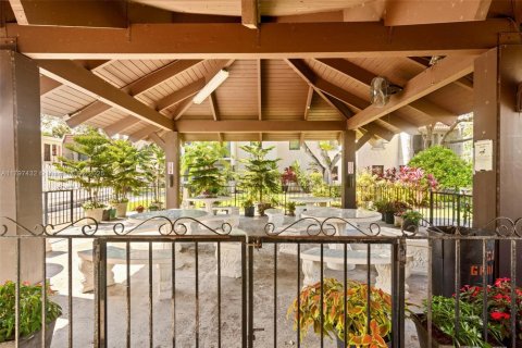 Купить кондоминиум в Пальметто-Бей, Флорида 2 спальни, 72.19м2, № 1958401 - фото 26