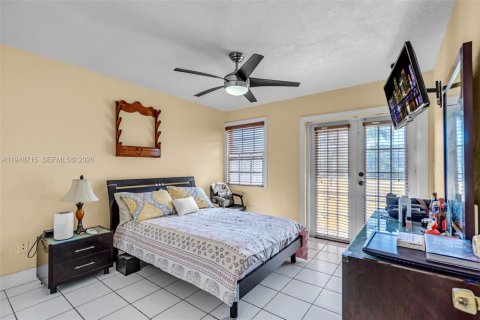 Купить виллу или дом в Майами, Флорида 4 спальни, 160.91м2, № 2005483 - фото 10