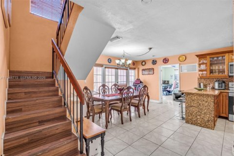 Купить виллу или дом в Майами, Флорида 4 спальни, 160.91м2, № 2005483 - фото 6