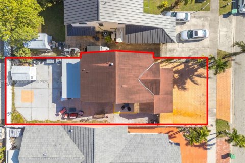 Купить виллу или дом в Майами, Флорида 4 спальни, 160.91м2, № 2005483 - фото 15