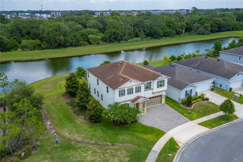 House in Orlando, Florida 5 bedrooms, 318.56 sq.m. № 1745072 - photo 8