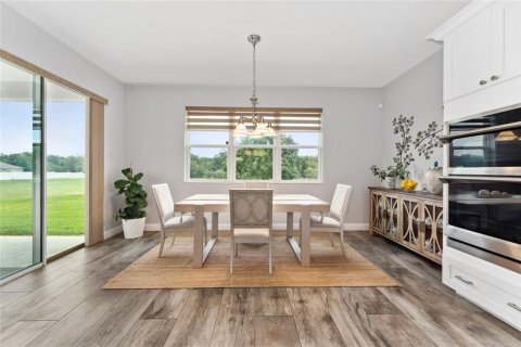 House in Orlando, Florida 5 bedrooms, 318.56 sq.m. № 1745072 - photo 30