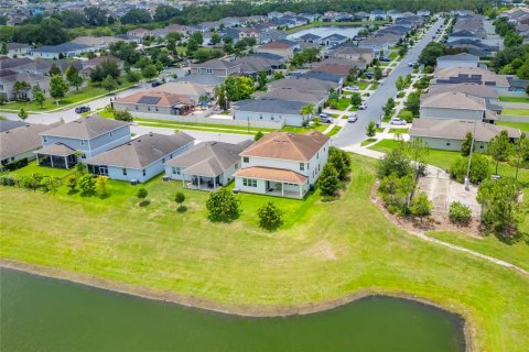 House in Orlando, Florida 5 bedrooms, 318.56 sq.m. № 1745072 - photo 17
