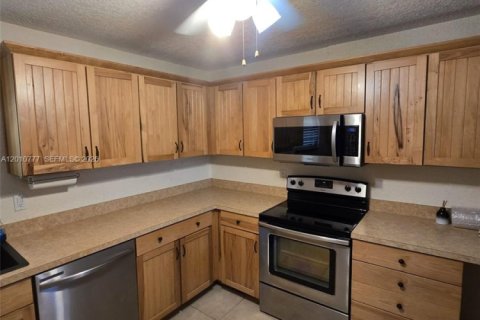 Casa en alquiler en Delray Beach, Florida, 2 dormitorios, 107.02 m2 № 2074941 - foto 5