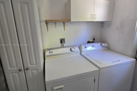 Casa en alquiler en Delray Beach, Florida, 2 dormitorios, 107.02 m2 № 2074941 - foto 17