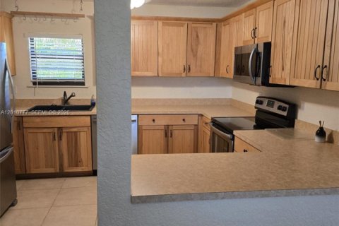 Casa en alquiler en Delray Beach, Florida, 2 dormitorios, 107.02 m2 № 2074941 - foto 9