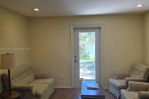 Casa en alquiler en Delray Beach, Florida, 2 dormitorios, 107.02 m2 № 2074941 - foto 10