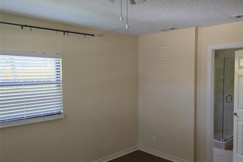 Casa en alquiler en Delray Beach, Florida, 2 dormitorios, 107.02 m2 № 2074941 - foto 12