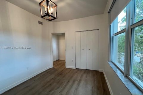 Copropriété à louer à Miami, Floride: 2 chambres, 70.51 m2 № 1983422 - photo 14