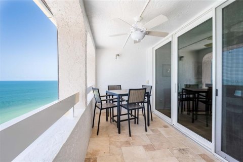 Condominio en venta en Redington Shores, Florida, 3 dormitorios, 179.95 m2 № 2196958 - foto 5