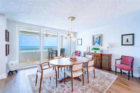 Condominio en venta en Redington Shores, Florida, 3 dormitorios, 179.95 m2 № 2196958 - foto 15