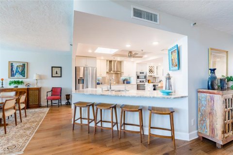Condominio en venta en Redington Shores, Florida, 3 dormitorios, 179.95 m2 № 2196958 - foto 20