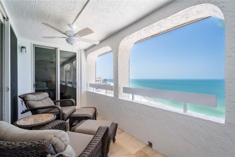 Condominio en venta en Redington Shores, Florida, 3 dormitorios, 179.95 m2 № 2196958 - foto 7
