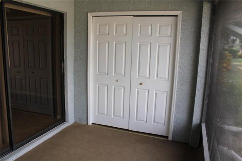 House in Clearwater, Florida 2 bedrooms, 117.99 sq.m. № 2202729 - photo 27
