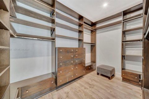 Casa en venta en Miami Beach, Florida, 4 dormitorios, 323.02 m2 № 2178623 - foto 16