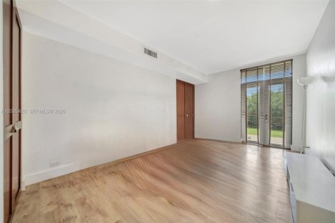 Casa en venta en Miami Beach, Florida, 4 dormitorios, 323.02 m2 № 2178623 - foto 21