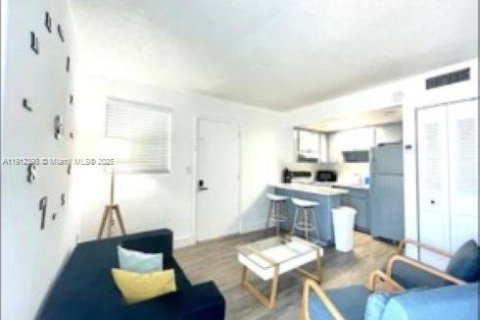 Immobilier commercial à vendre à Miami, Floride № 1966843 - photo 15