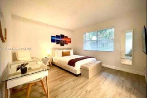 Immobilier commercial à vendre à Miami, Floride № 1966843 - photo 18