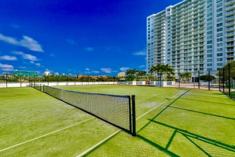 Снять в аренду кондоминиум в Авентура, Флорида 2 спальни, 113.34м2, № 2003482 - фото 30