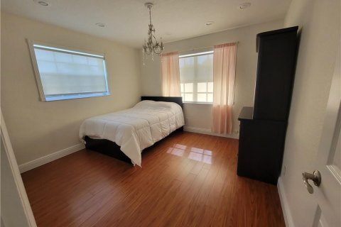 Villa ou maison à louer à Cooper City, Floride: 3 chambres, 170.29 m2 № 2276161 - photo 13