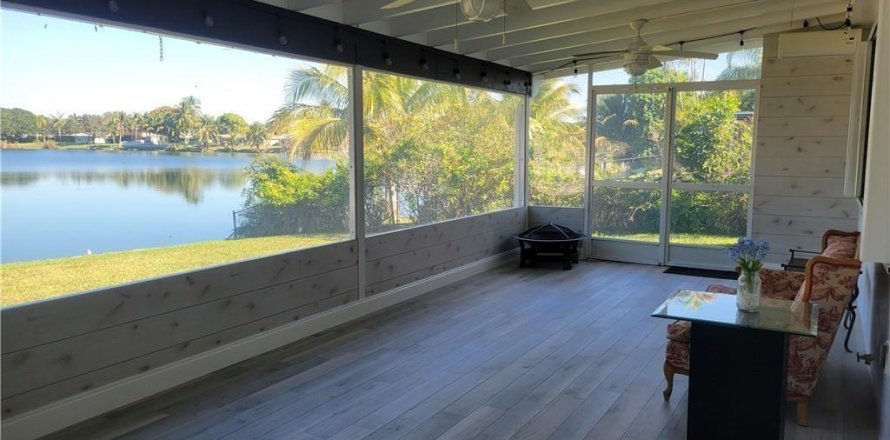 Villa ou maison à Cooper City, Floride 3 chambres, 170.29 m2 № 2276161