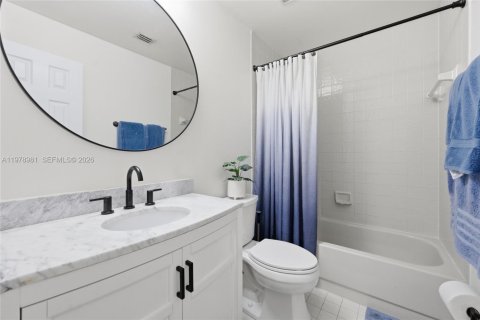 Купить виллу или дом в Тамарак, Флорида 2 спальни, 112.97м2, № 2043070 - фото 11