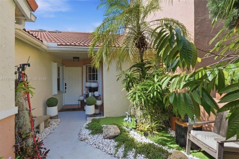 Купить виллу или дом в Тамарак, Флорида 2 спальни, 112.97м2, № 2043070 - фото 5