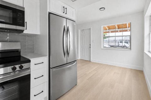 Appartement à louer à Oakland Park, Floride: 2 chambres, 81.75 m2 № 2078560 - photo 2
