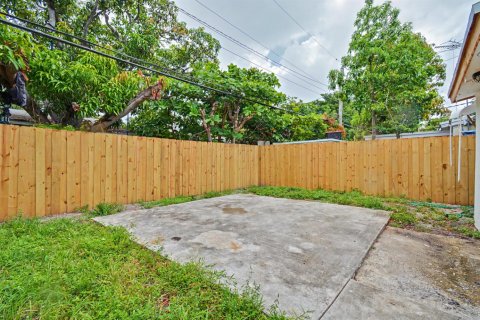 Appartement à louer à Oakland Park, Floride: 2 chambres, 81.75 m2 № 2078560 - photo 13