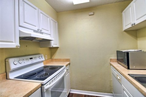 Copropriété à vendre à Tampa, Floride: 1 chambre, 59.83 m2 № 1917720 - photo 7
