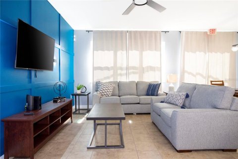 Adosado en venta en Kissimmee, Florida, 4 dormitorios, 152.08 m2 № 1688353 - foto 25