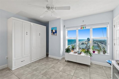 Condo in Daytona Beach Shores, Florida, 3 bedrooms  № 1626552 - photo 28
