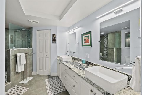 Condo in Daytona Beach Shores, Florida, 3 bedrooms  № 1626552 - photo 24