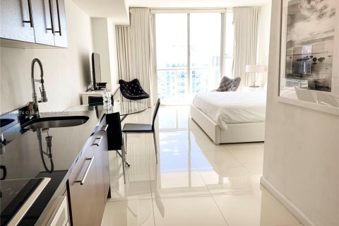 Copropriété à vendre à Miami, Floride: 45.99 m2 № 1954260 - photo 4