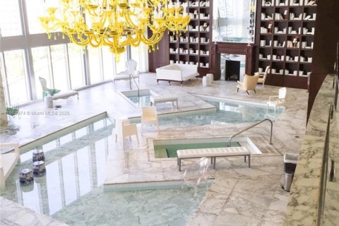 Copropriété à vendre à Miami, Floride: 45.99 m2 № 1954260 - photo 12